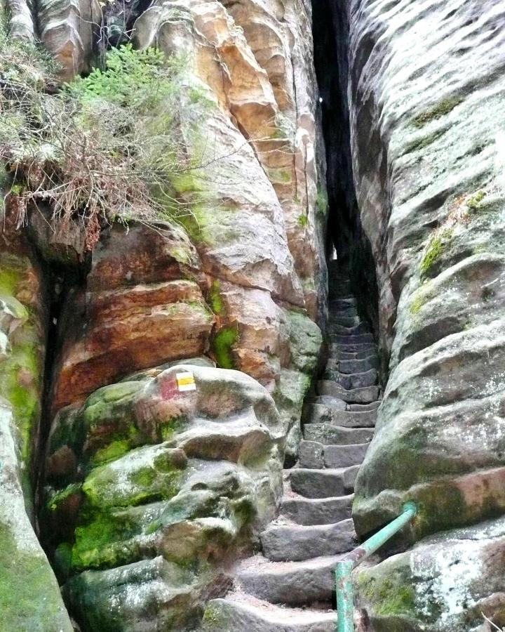 Penzion Prachov Йичин Экстерьер фото